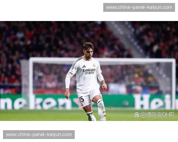 皇马确认劳尔·阿森西奥胫骨骨裂，恐赛季报销